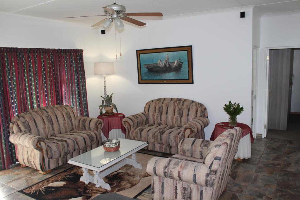 Van Biljon Cottage No Loadshedding Oudtshoorn Extérieur photo